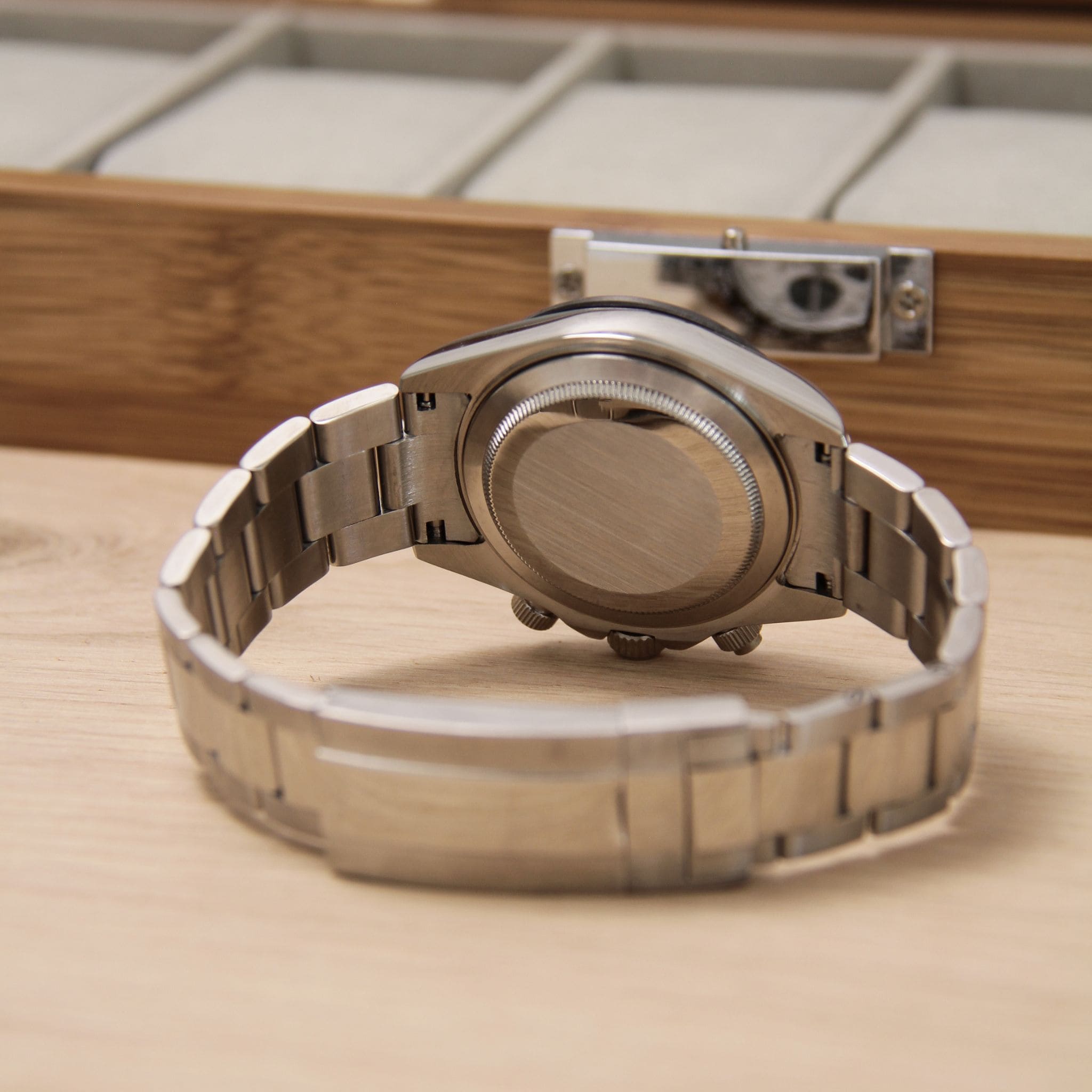 Montre Seiko Mod Daytona blanc avec bracelet – mouvement chronographe hybride VK63