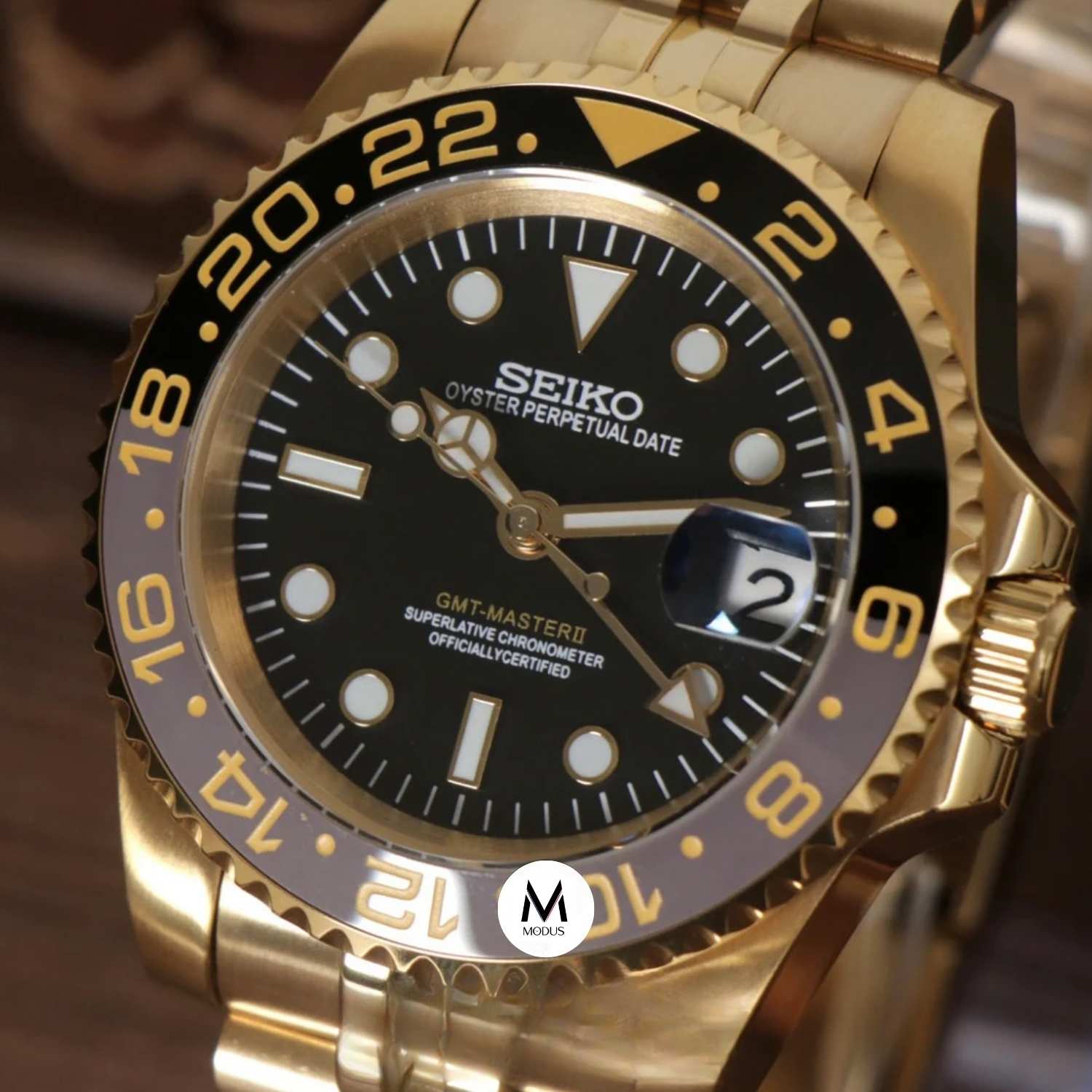 SEIKO MOD GMT | BRUCE WAYNE GOLD