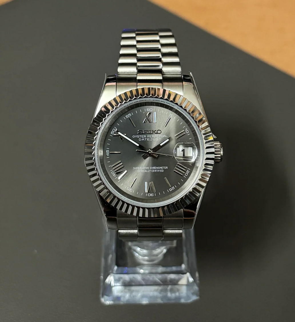 SEIKO MOD DATEJUST | ROMAN NUMERALS GREY