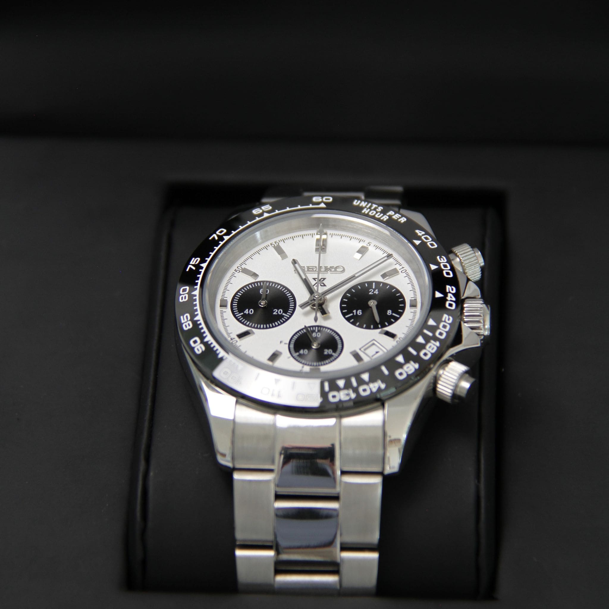 Montre Seiko mod daytona blanc dans son écrin Modus Seiko