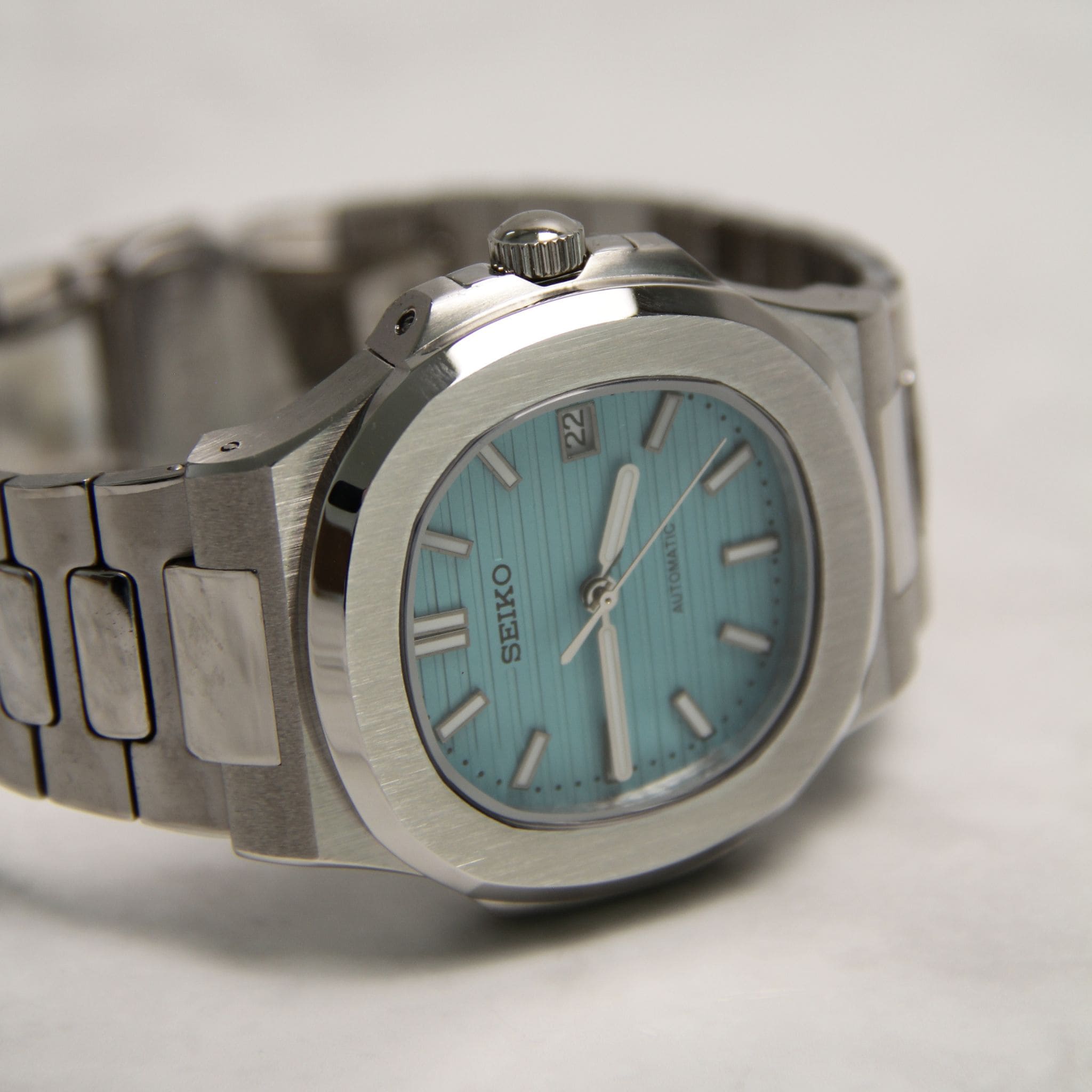 Montre Seiko Mod nautilus Tiffany bleu ciel avec bracelet - mouvement automatique visible NH35