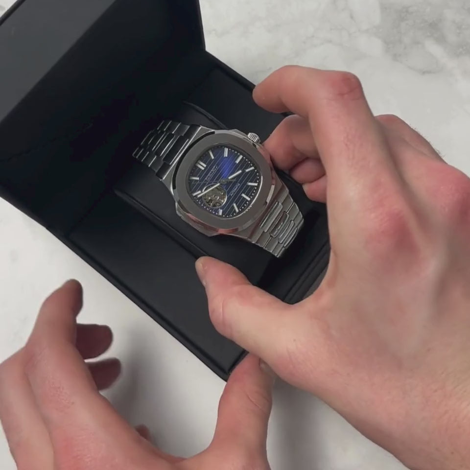 Montre Seiko Mod Nautilus bleu avec cadran squelette – mouvement automatique cœur ouvert NH35